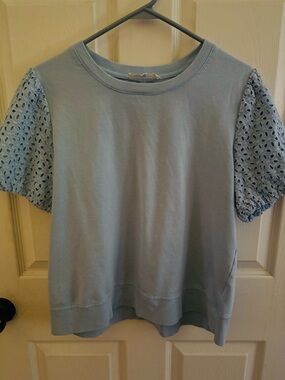 Women’s Short Sleeve Eyelet-Sleeve Pullover Top